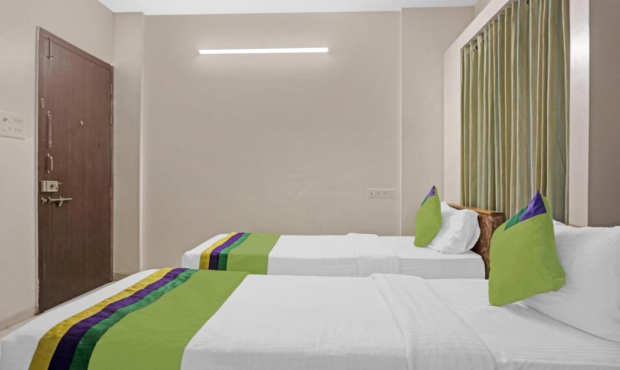 Treebo Diamond Residency - Ddpk Inn 푸네 외부 사진